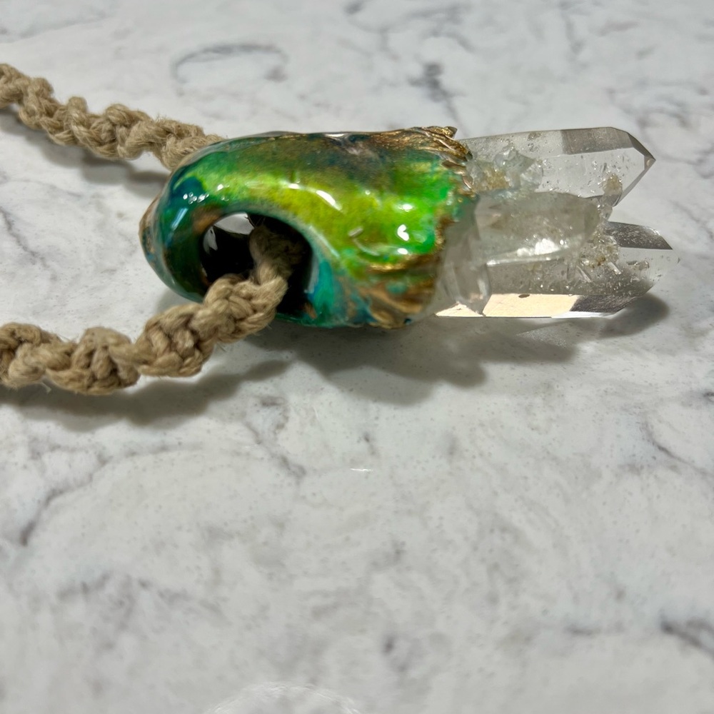 Crystal Necklace by Adina Mills. Authentic, handcrafted, OOAK wearable art - Picture 4 of 11